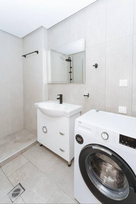 Chic Apartment Near Acropolis Atény Exteriér fotografie
